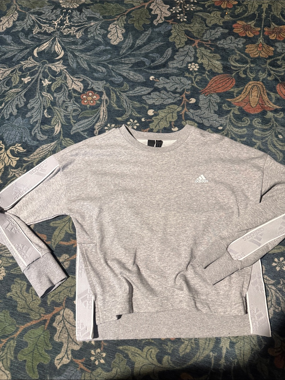 Adidas Womens Light Gray Crewneck Sweatshirt